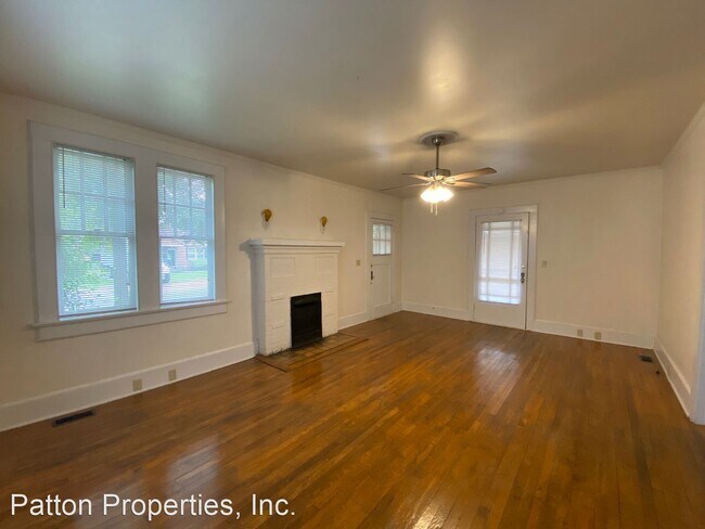 Building Photo - 2 br, 1 bath House - 213 S. Walker Street