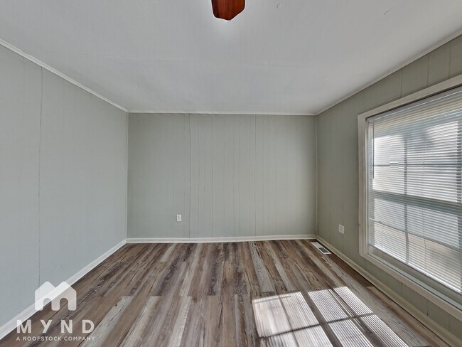Foto del edificio - 23 Westgate Park Ln