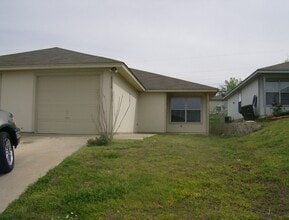 Building Photo - 8117-8119 Marydean Ave