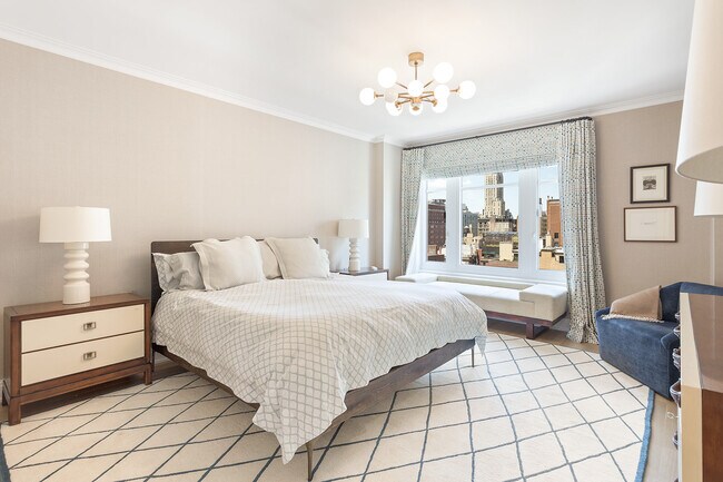 Primary Bedroom - 200 E 79th St
