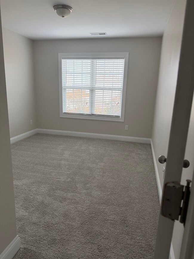 Foto del edificio - 249 Copper Creek Dr