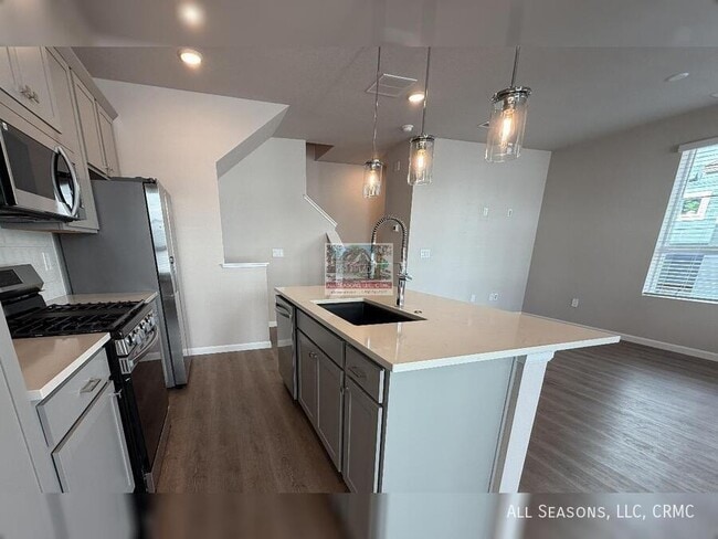 Foto del edificio - 10648 Eulcase Hts