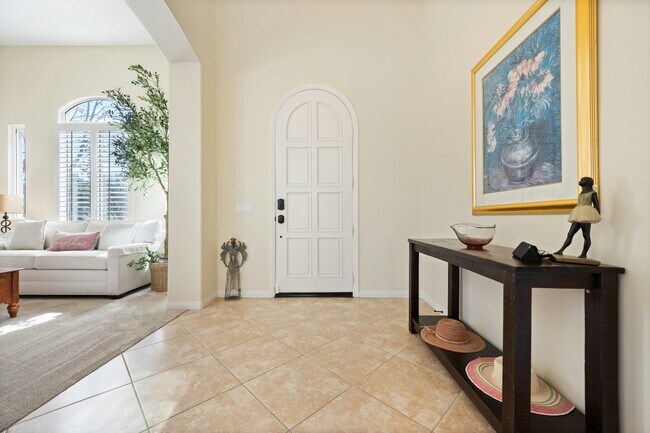 Building Photo - 710 Greyfield Ct