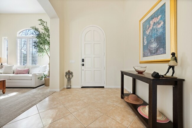 Foto del edificio - 710 Greyfield Ct