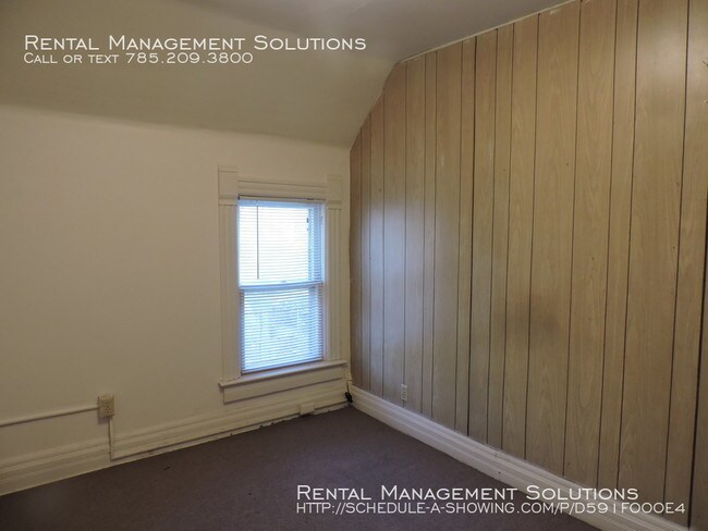 Building Photo - 1309 SW Western- 1 Bedroom
