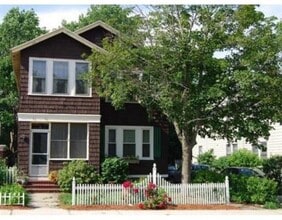 Building Photo - 147 Oakland Ave