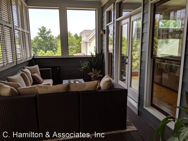 Building Photo - 3 br, 2.5 bath House - 68 Charter Oak Dr