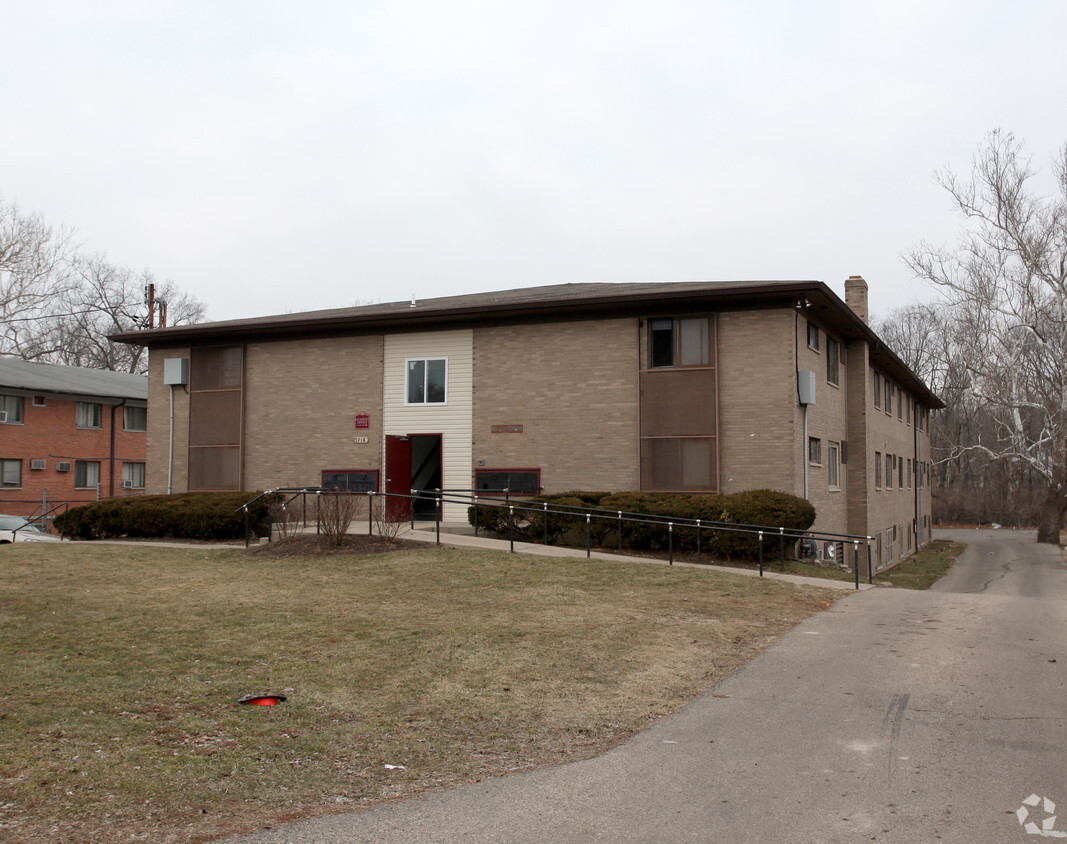 Foto principal - Western Manor Apartments