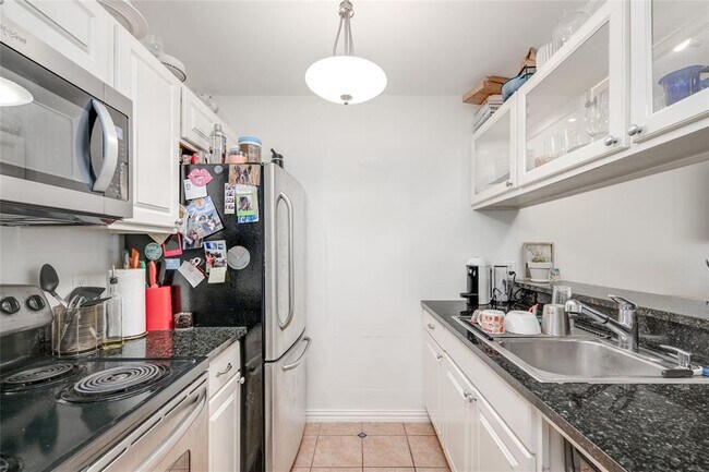 Foto del edificio - 1510 W 6th St