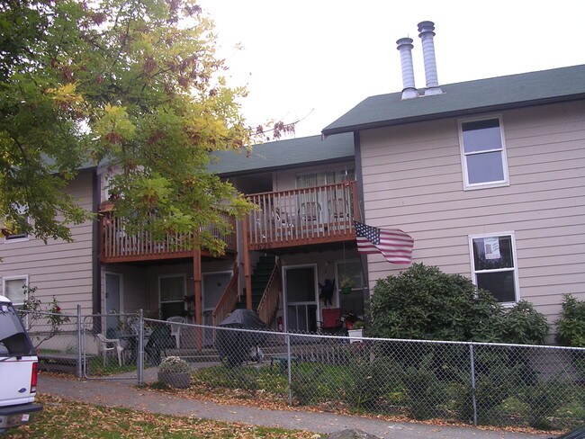 Foto principal - 1626 S G St