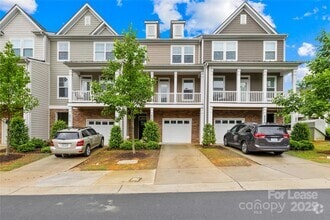 Building Photo - 2321 Creekmere Ln