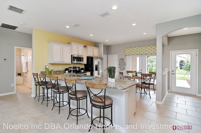 Building Photo - 392 Villa Sorrento Cir