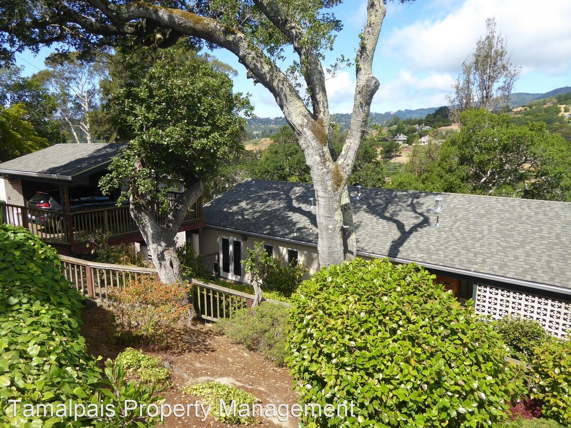 Primary Photo - 3 br, 2 bath House - 70 Shelley Drive