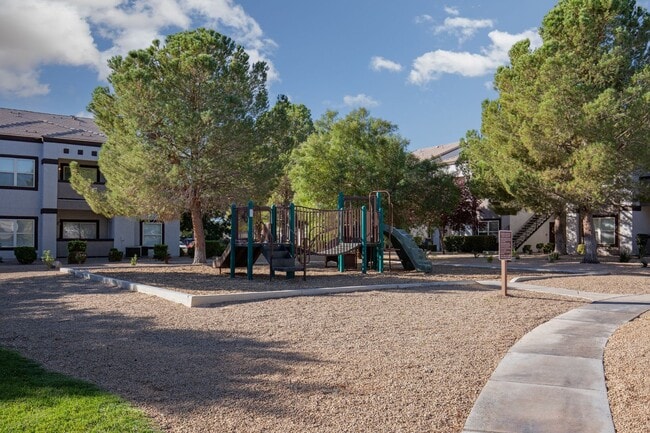 Building Photo - 2nd floor unit in upsace SW gated community with pool/spa/exercise room and more