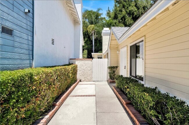 Foto del edificio - 27 Jasmine Creek Ln
