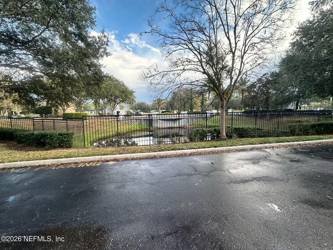 Building Photo - 10075 Gate Pkwy N