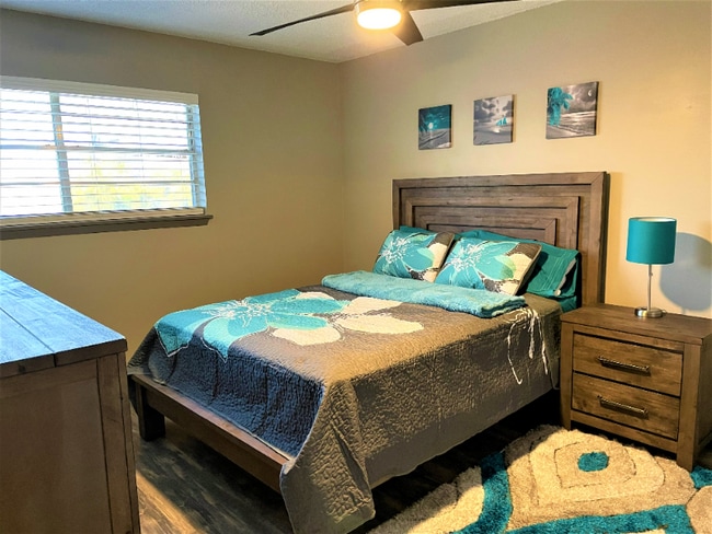 Building Photo - 302 Allen St