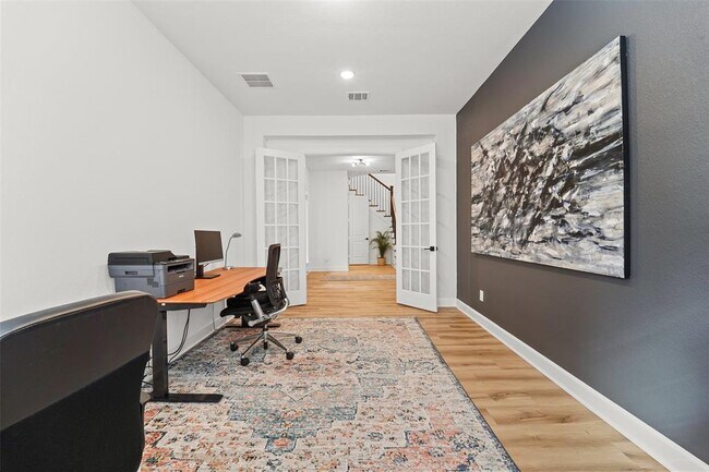 Building Photo - 18406 Westcave Creek Dr