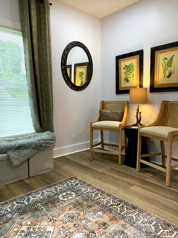 Foto del edificio - 809 W 40th St