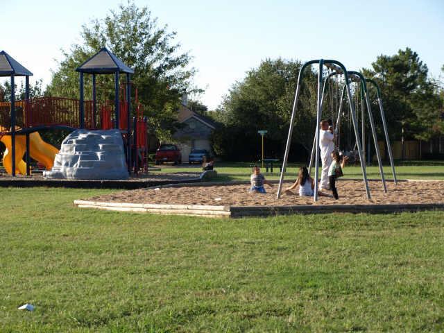 Building Photo - 17702 Northhagen Dr