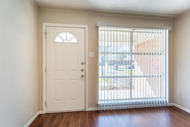 Building Photo - 11343 Lanewood Cir