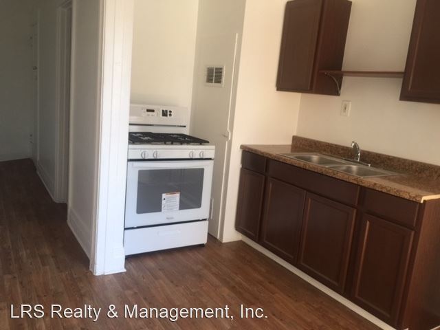 Foto principal - 3716-3718 W Pico Blvd