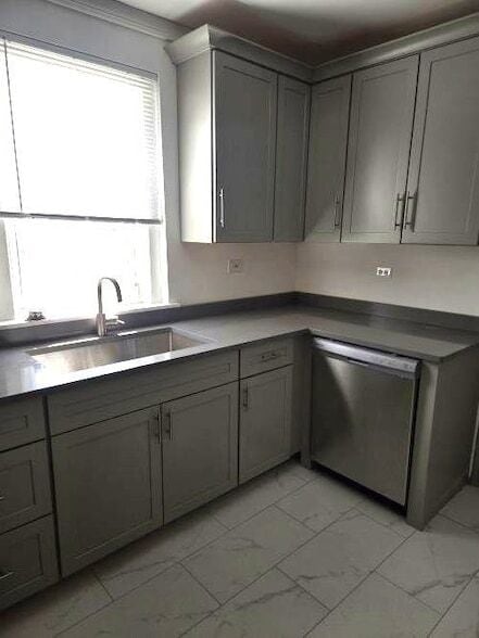 Building Photo - 15210 S State St