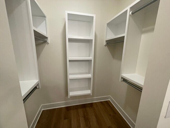 Foto del edificio - 3809/11 Bluelake