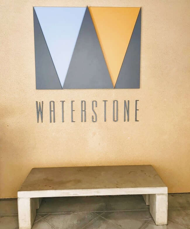Building Photo - Ideally located Playa Vista Condo