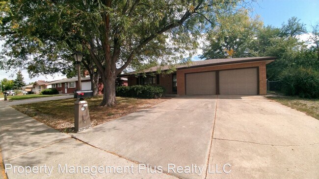 Foto del edificio - 3 br, 3 bath House - 1536 Drake Street
