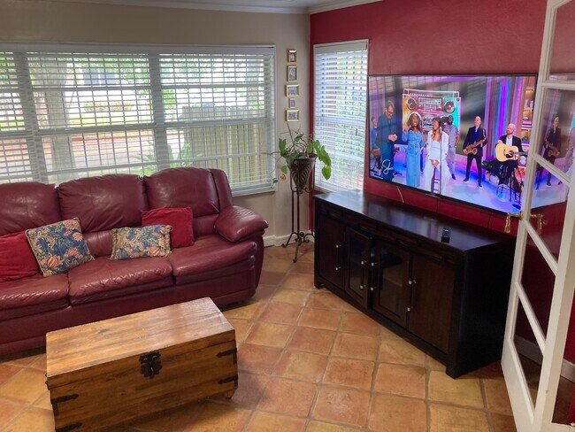 Foto del edificio - 2300 SW 20th St