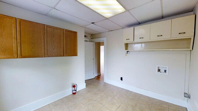 Foto del edificio - 79 E 7th Ave