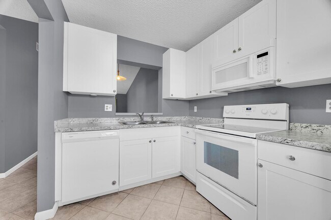 Foto del edificio - 3171 SE Aster Ln