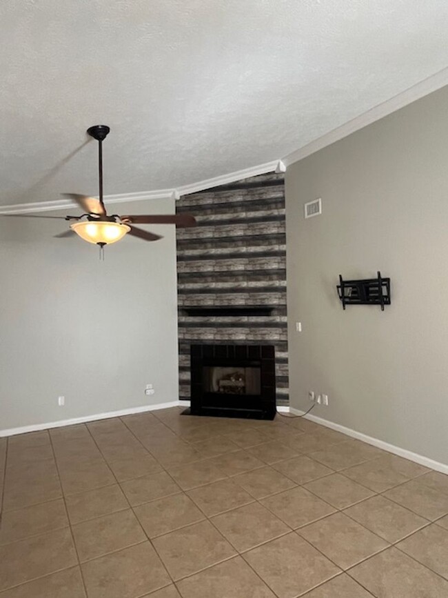 Foto del edificio - Renovated 3 Bedroom 2 Bath Home for Rent!