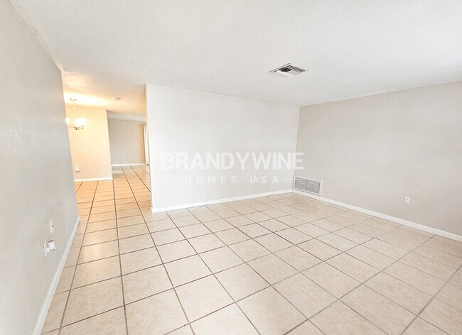 Building Photo - **1 MONTH RENT CREDIT** Celebrate in Style...