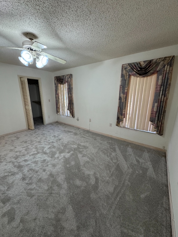 Foto del edificio - 5638 Country Lakes Dr