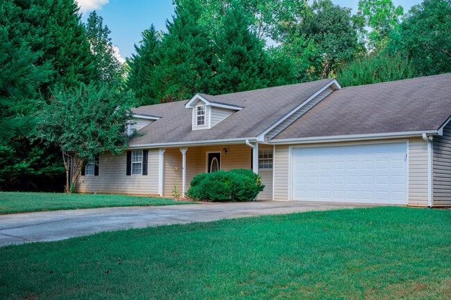 Photo - Coming Soon | Pre-Lease Now – Beautiful 3BR/2BA Ranch Home in Covington!