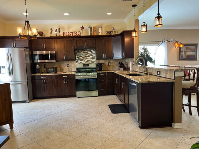 Cocina - 329 NW Treeline Trce