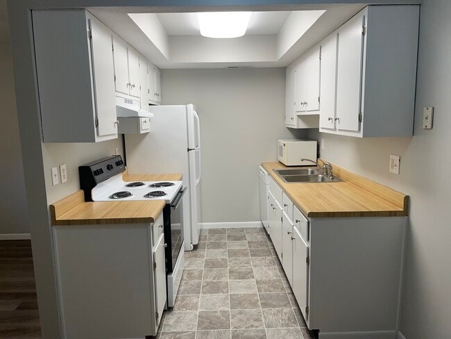 Building Photo - 441 Woodside Trail
