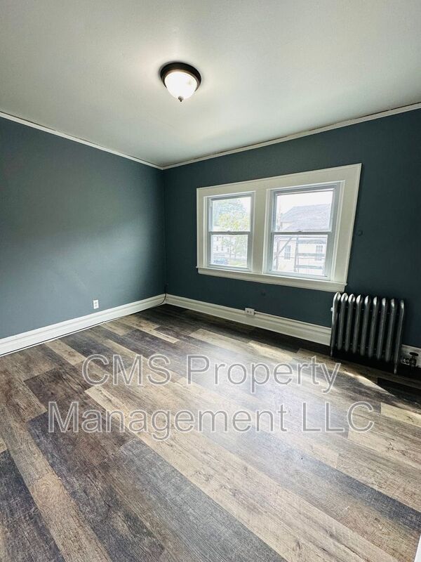 Foto del edificio - 301 E 9th Ave