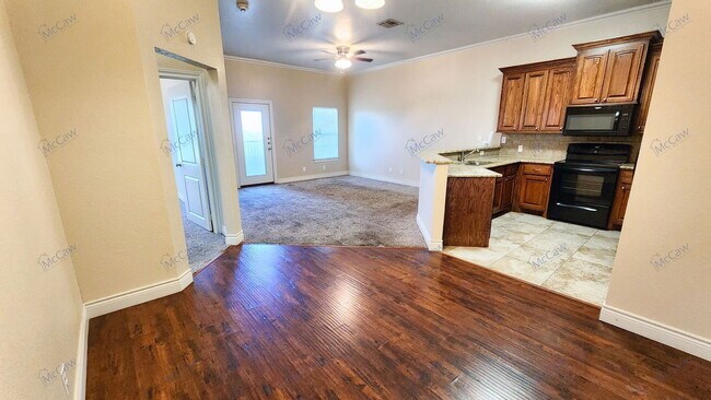 Building Photo - 301 County Rd 207