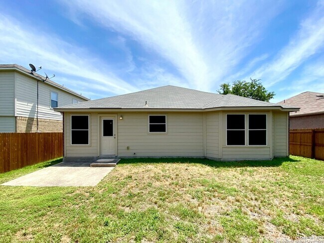 Foto del edificio - 12647 Point Summit