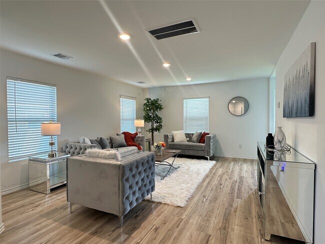 Foto del edificio - 11079 N Lake Mist Ln