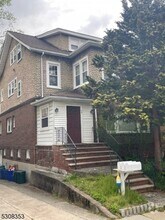 Building Photo - 28 Walnut Pkwy