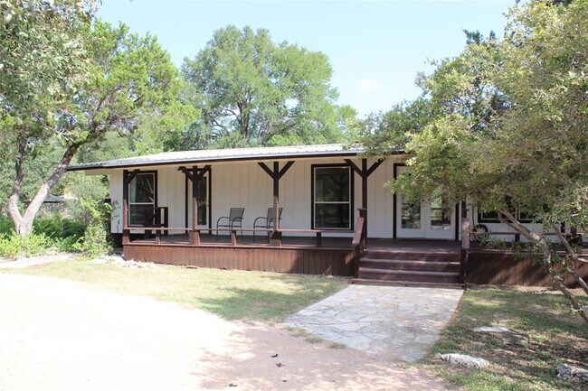 Foto del edificio - 630 Hillsedge Rd