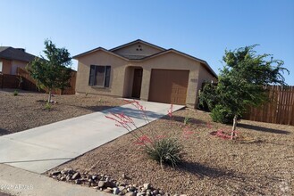 Building Photo - 10128 W Century Dr