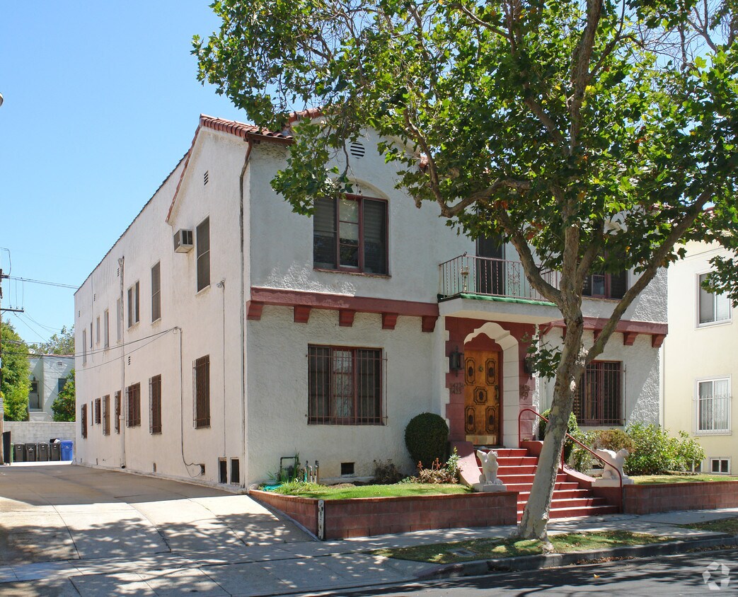 Foto principal - 6421 Orange St