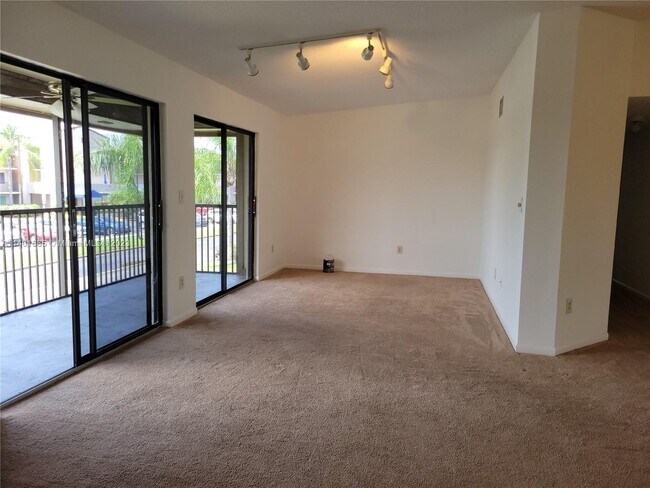 Building Photo - 9790 N Belfort Cir