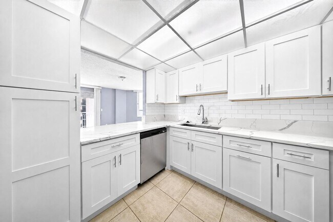 Foto del edificio - 3047 S Atlantic Ave
