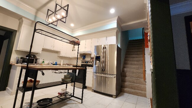 Foto del edificio - 2203 Edwards Ave